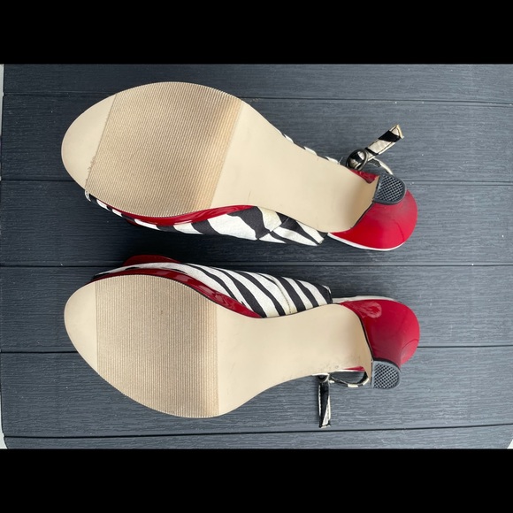 Zebra print sling back peep toe pumps! - Picture 4 of 6